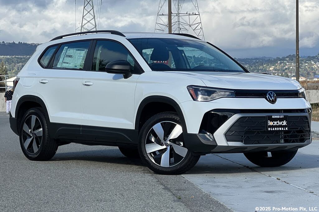 2025 Volkswagen Taos S 4Motion