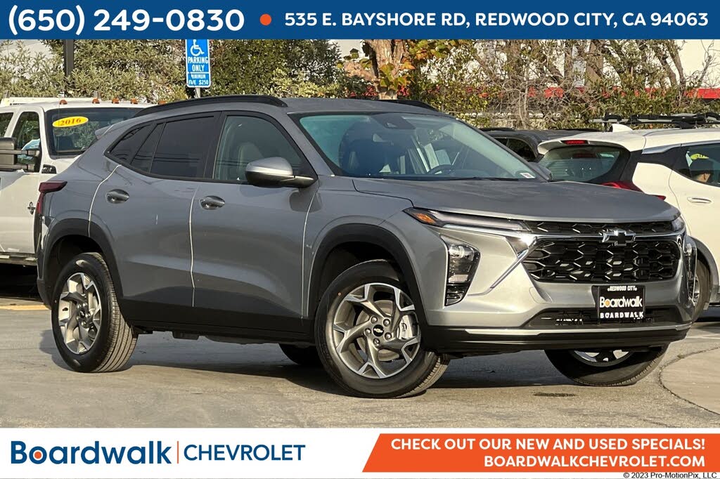 2026 Chevrolet Trax LT FWD