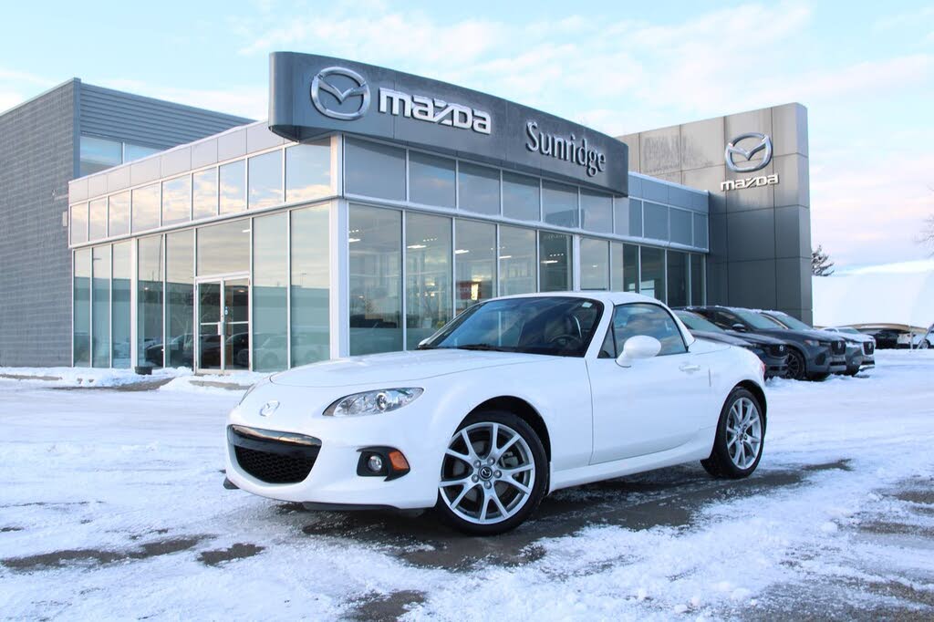 Mazda MX-5 Miata Grand Touring Convertible 2014