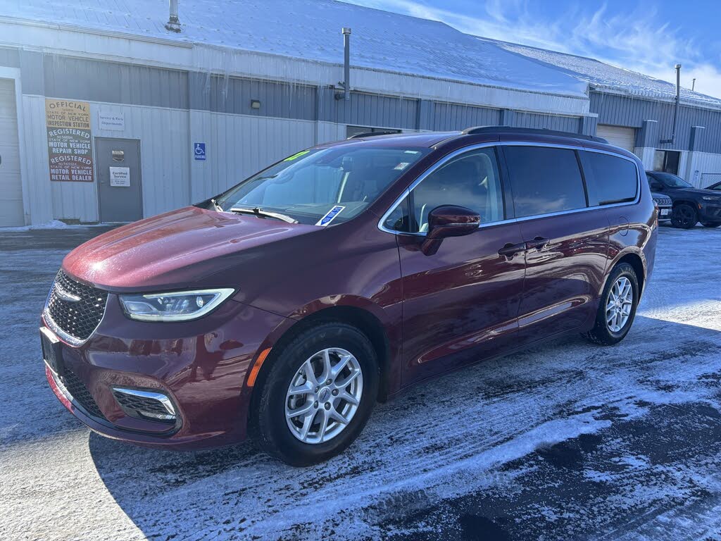 2022 Chrysler Pacifica Touring L FWD
