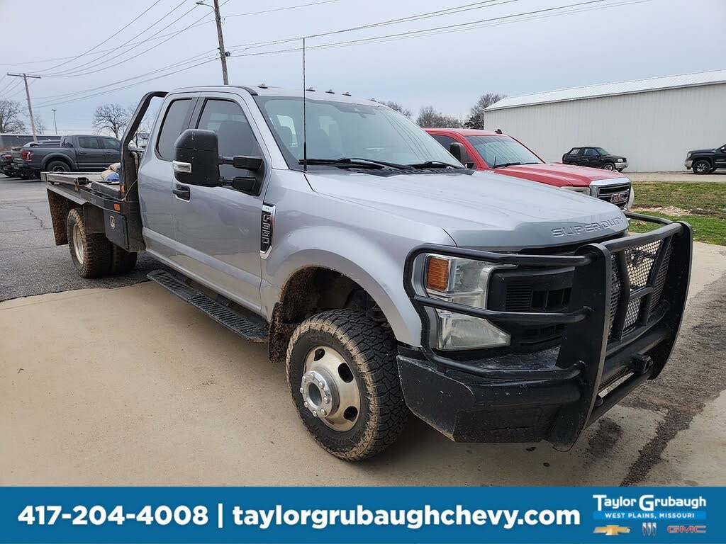 2022 Ford F-350 Super Duty Chassis XL SuperCab DRW 4WD