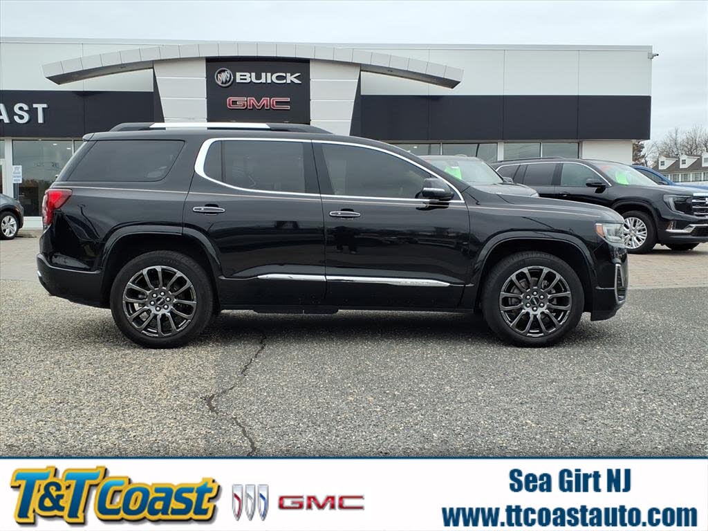 2023 GMC Acadia Denali AWD
