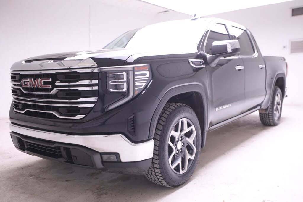 2023 GMC Sierra 1500 SLT Crew Cab 4WD