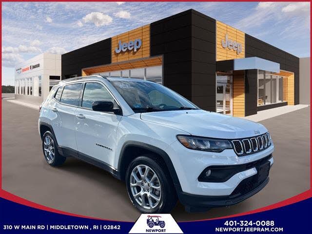 2023 Jeep Compass Latitude Lux 4WD