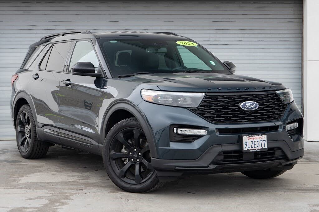 2024 Ford Explorer ST-Line RWD