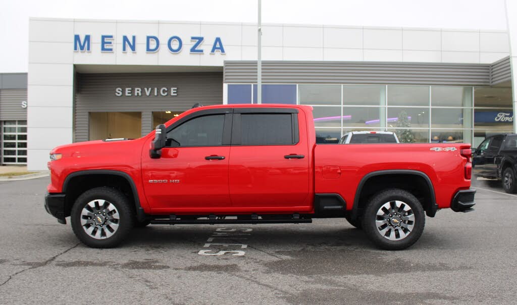 2025 Chevrolet Silverado 2500HD Custom Crew Cab 4WD