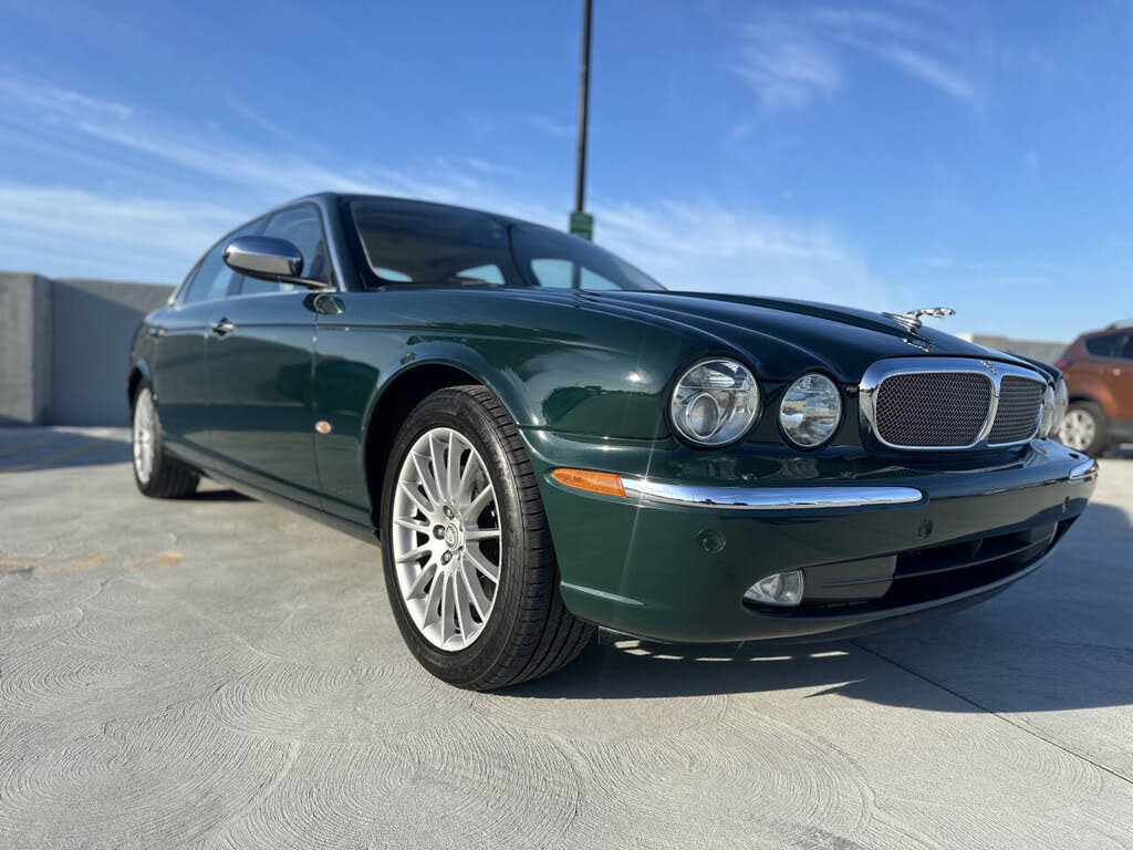 2007 Jaguar XJ-Series XJ8 L RWD