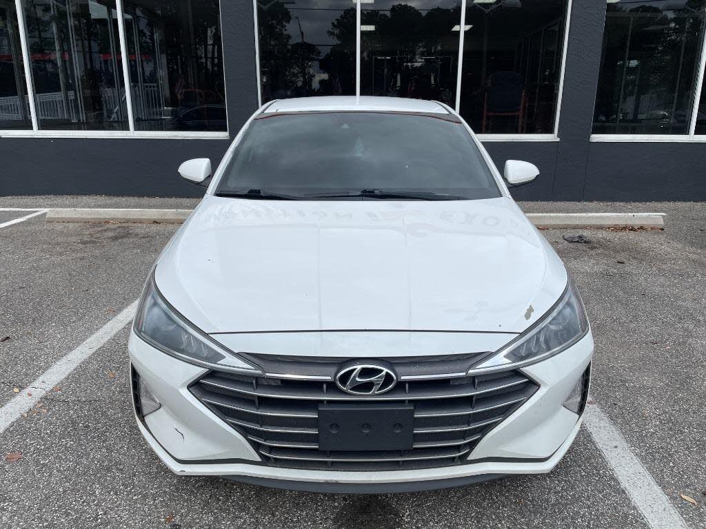 2019 Hyundai Elantra Limited FWD