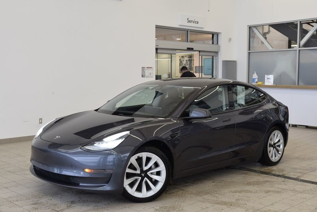 2021 Tesla Model 3 Standard Range Plus RWD