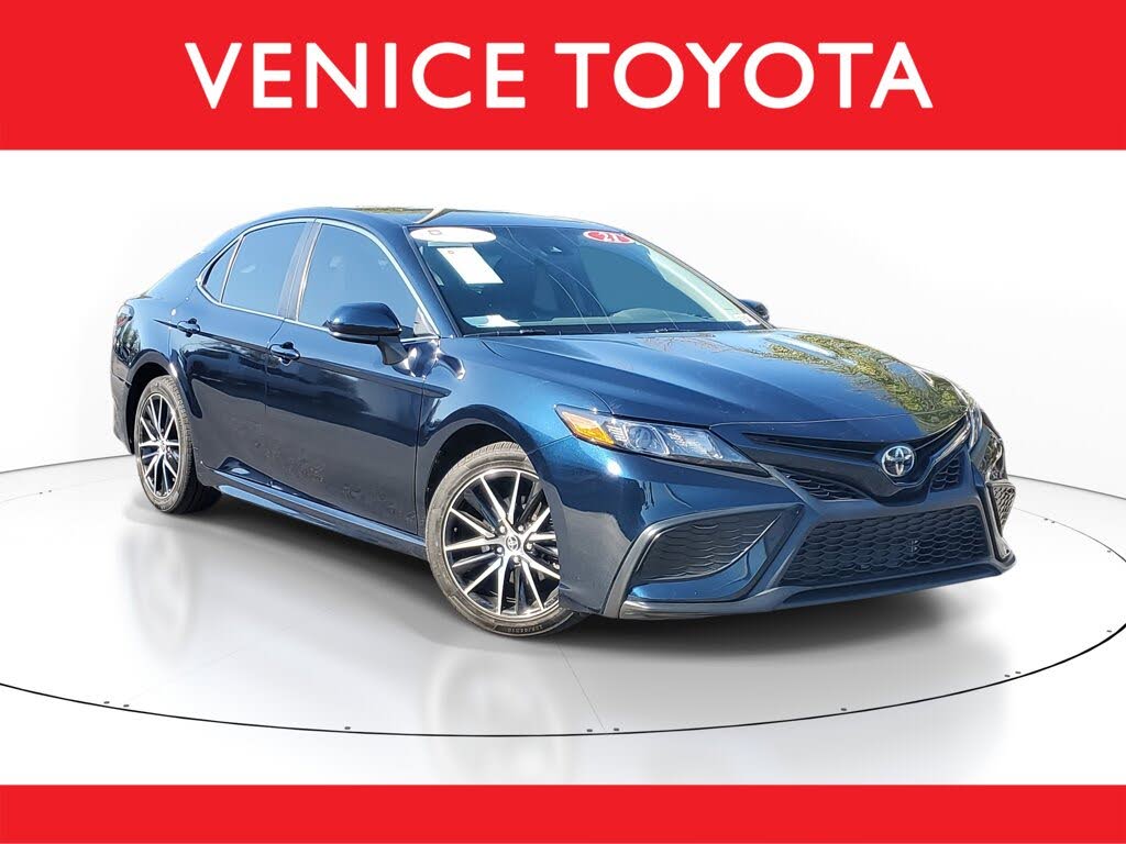 2021 Toyota Camry SE FWD