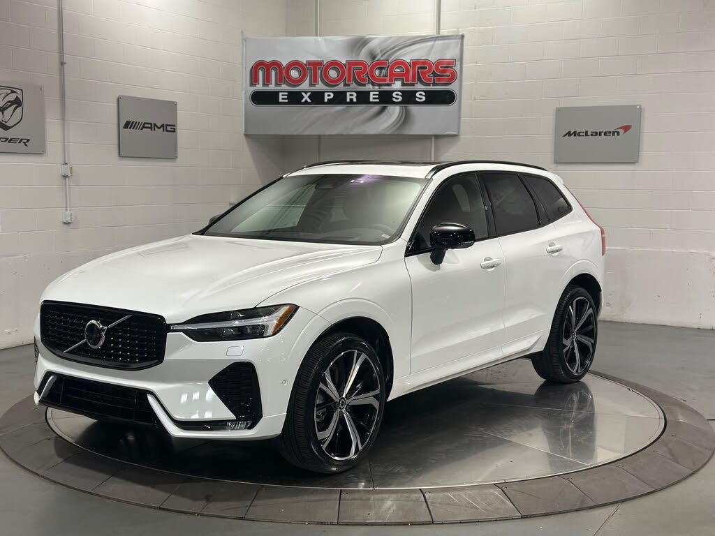2022 Volvo XC60 B6 R-Design AWD