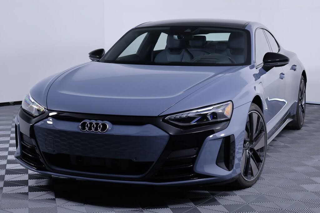 2023 Audi e-tron GT quattro Prestige AWD