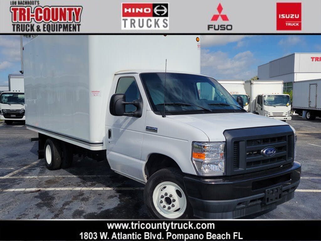 2023 Ford E-Series Chassis E-350 SD Cutaway SB RWD