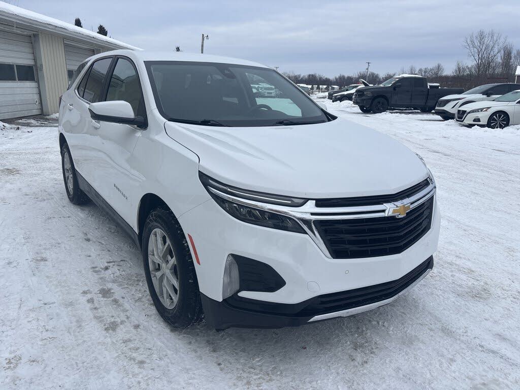 2024 Chevrolet Equinox LT FWD with 2FL