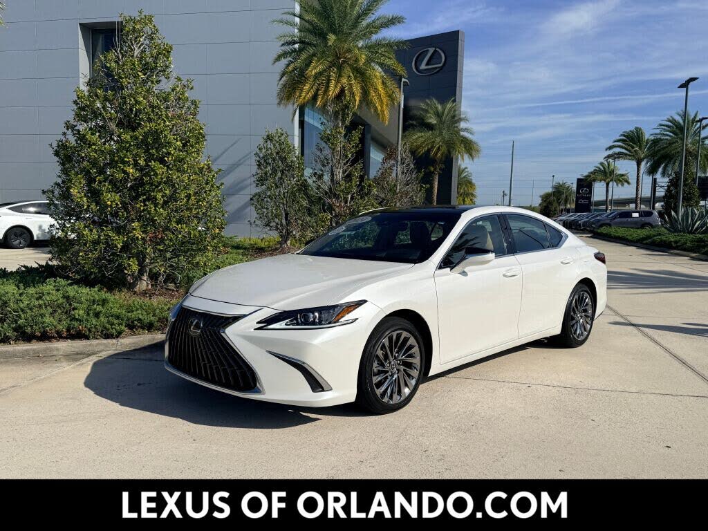 2024 Lexus ES 350 Luxury FWD