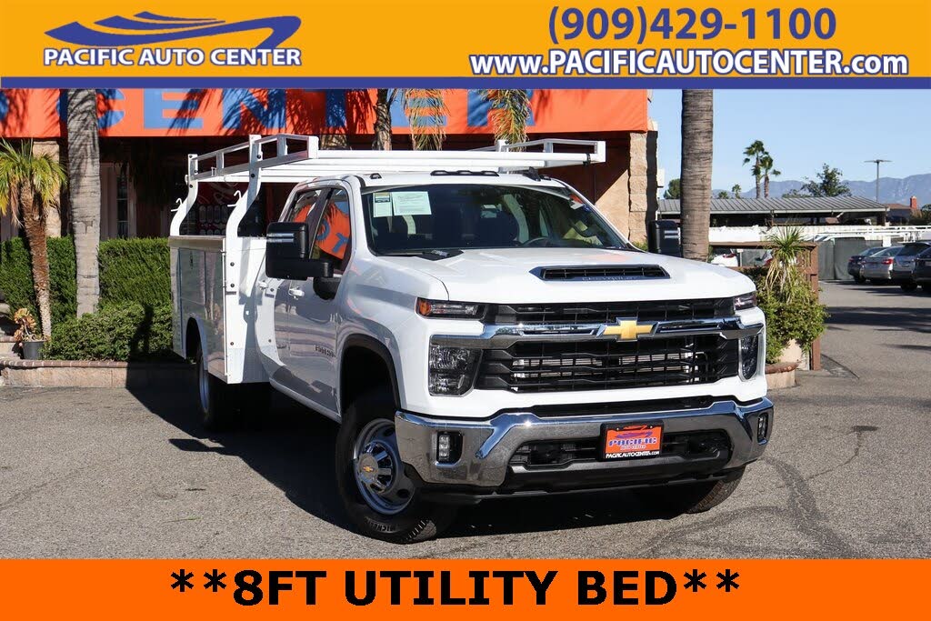 2025 Chevrolet Silverado 3500HD LT Crew Cab LB 4WD
