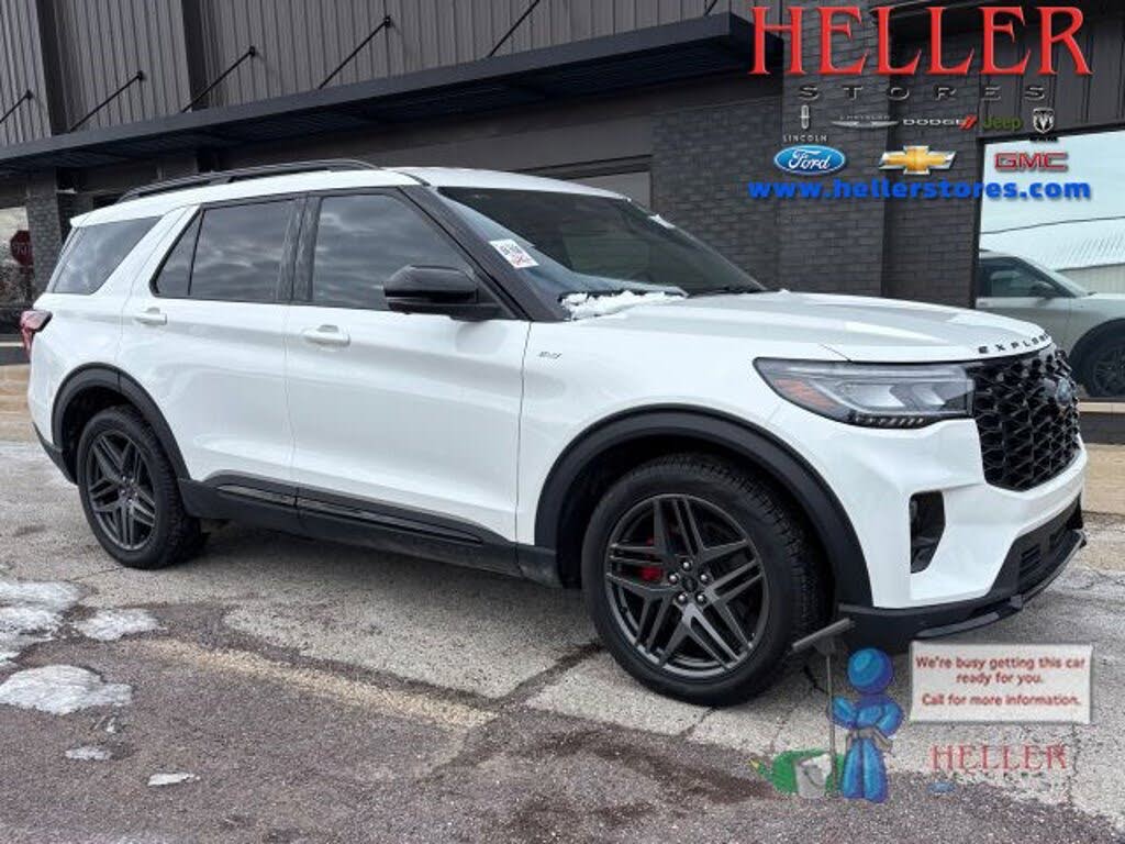 2025 Ford Explorer ST-Line RWD