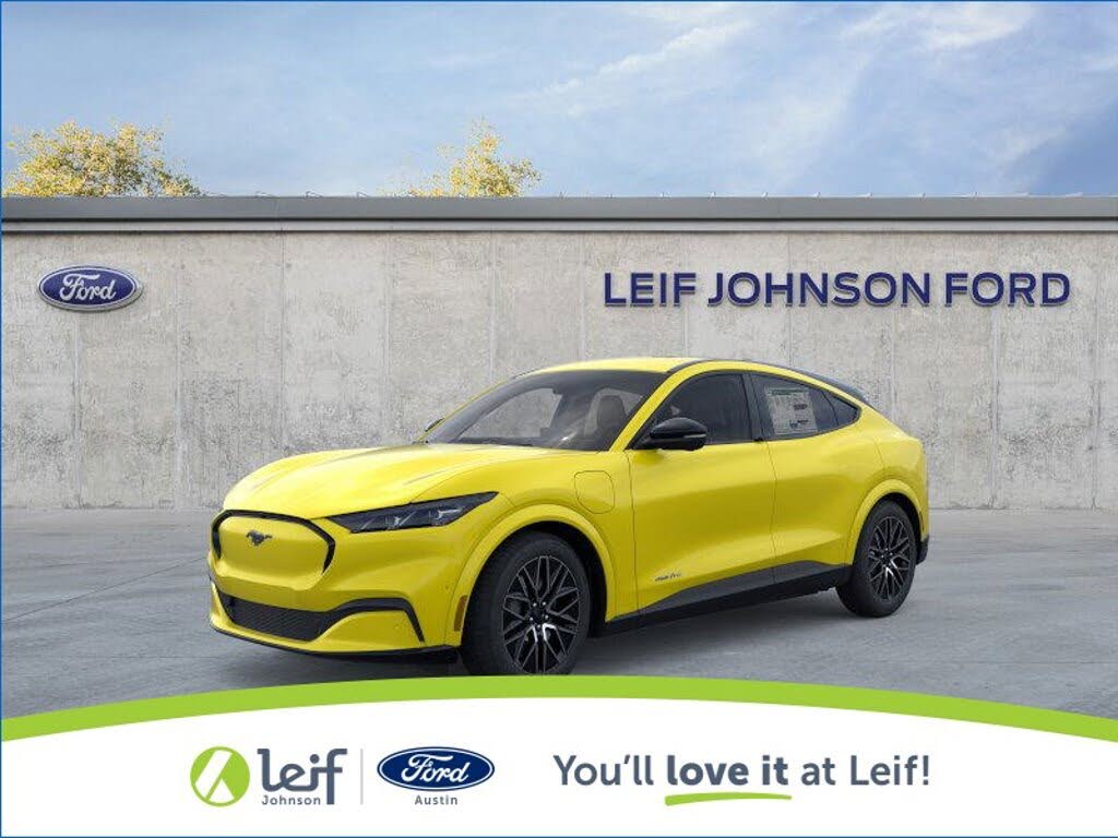 2025 Ford Mustang Mach-E Premium RWD