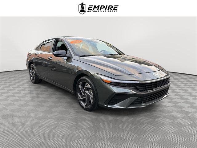 2025 Hyundai Elantra SEL Sport FWD