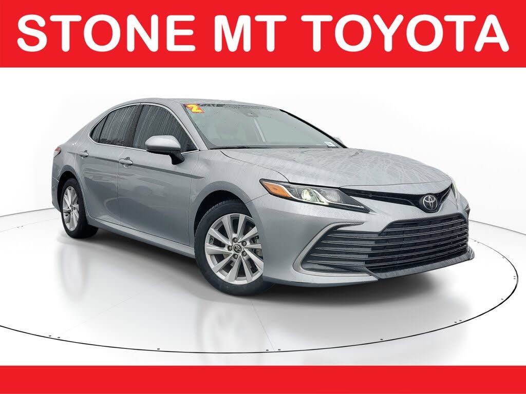 2022 Toyota Camry LE FWD
