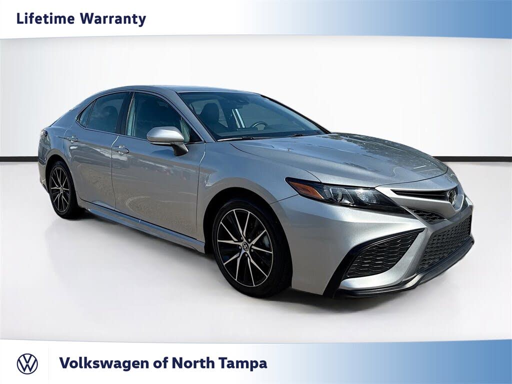 2023 Toyota Camry SE Nightshade FWD