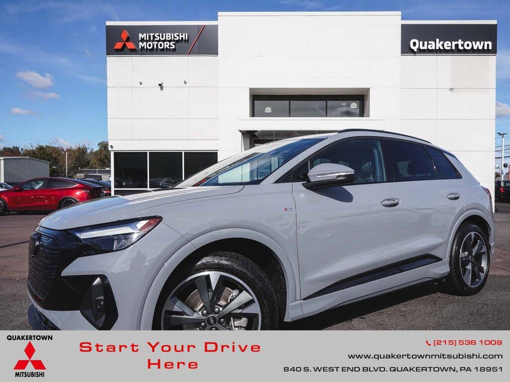 2025 Audi Q4 e-tron quattro Premium 55