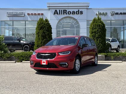2025 Chrysler Pacifica Select FWD