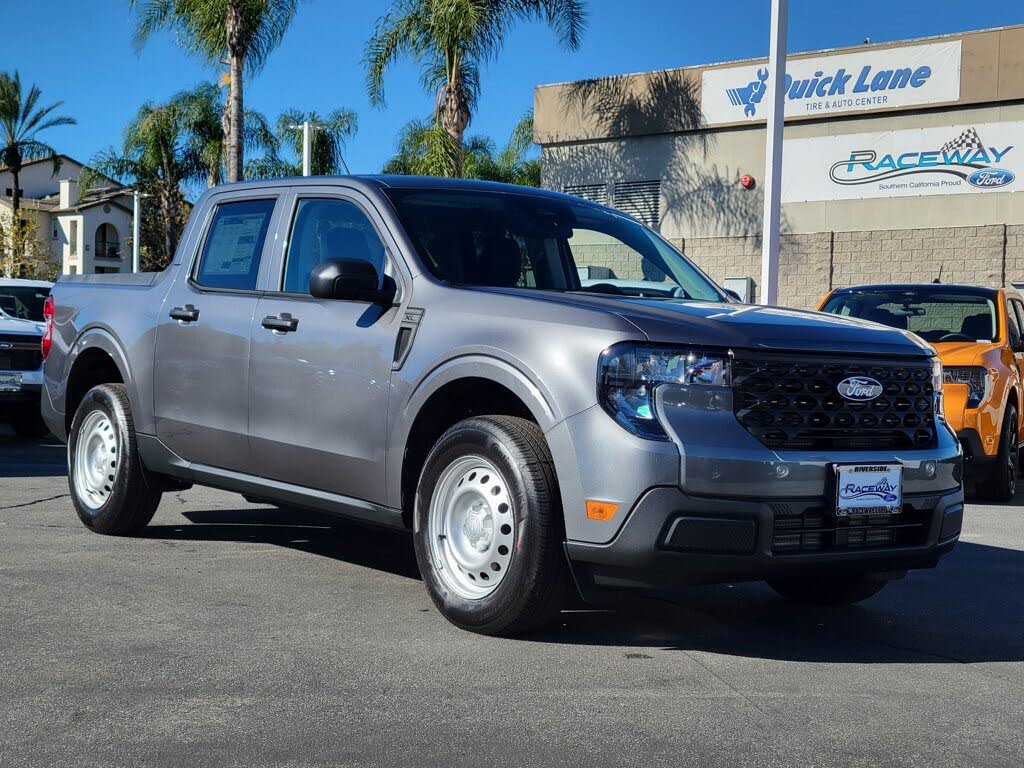 2025 Ford Maverick XL SuperCrew FWD