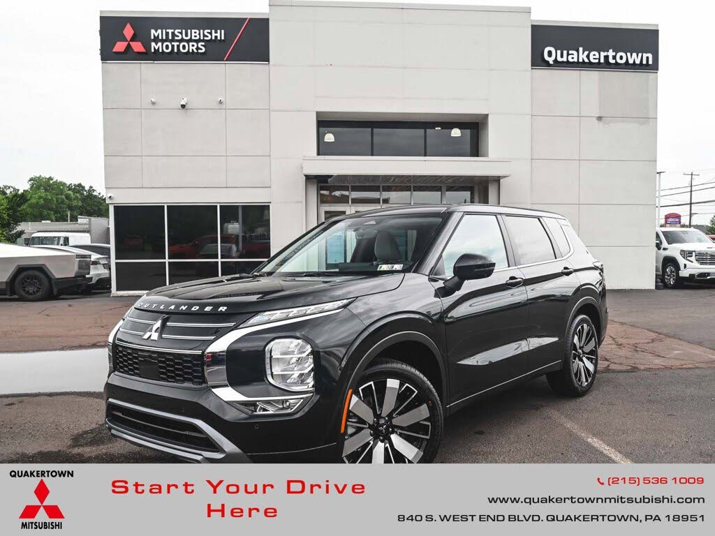 2025 Mitsubishi Outlander SE FWD