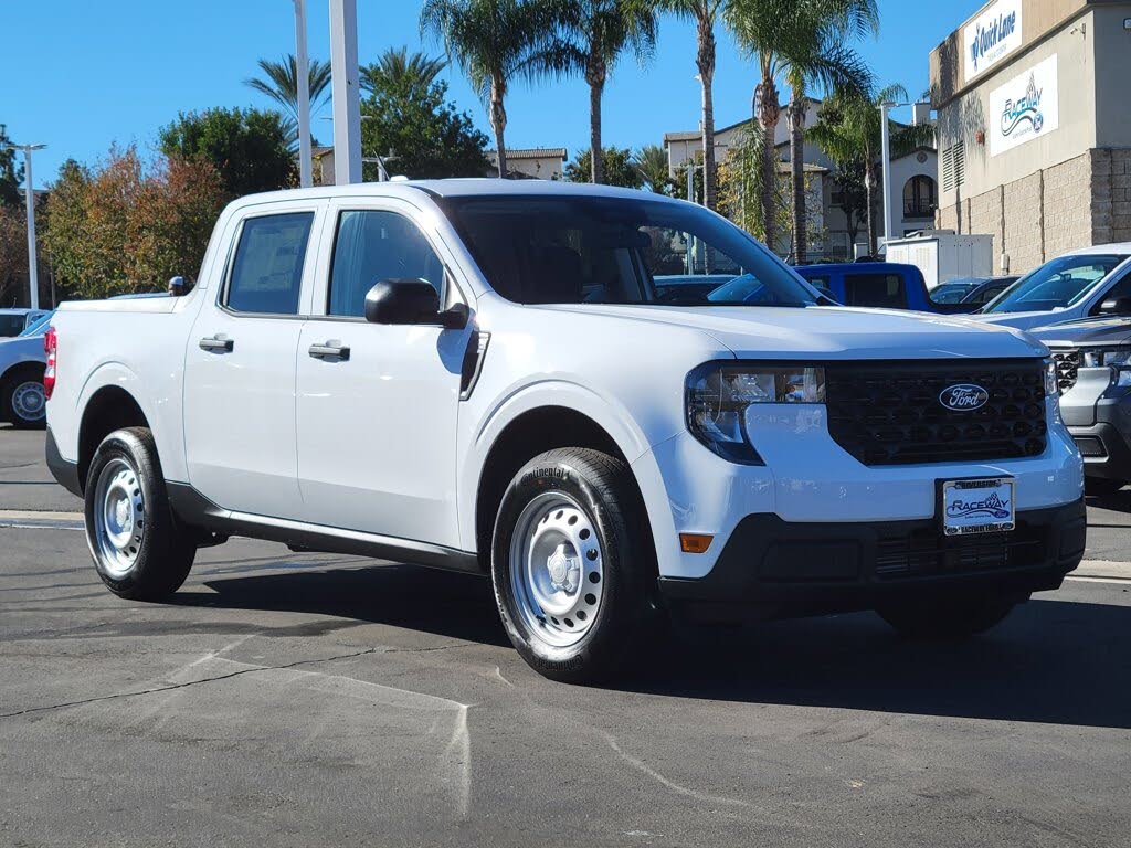 2026 Ford Maverick XL SuperCrew FWD