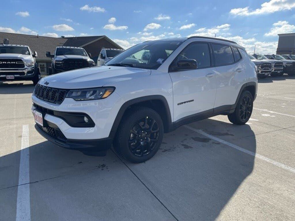 2026 Jeep Compass Latitude Altitude 4WD