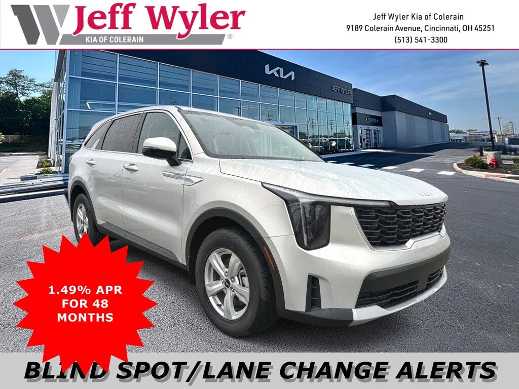 2026 Kia Sorento LX FWD