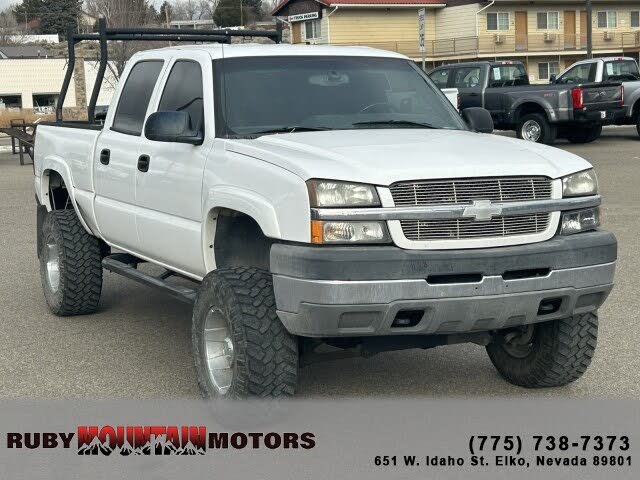 2004 Chevrolet Silverado 2500HD LS Crew Cab 4WD