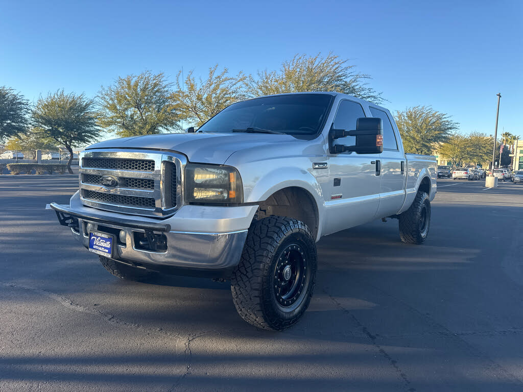 2005 Ford F-250 Super Duty XL Crew Cab 4WD