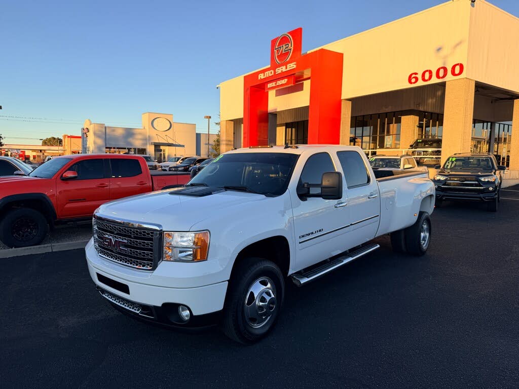 2013 GMC Sierra 3500HD Denali Crew Cab SB 4WD