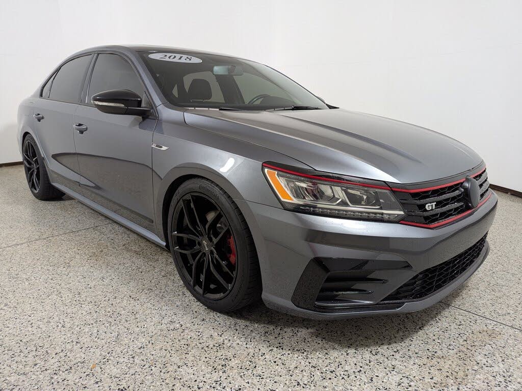 2018 Volkswagen Passat V6 GT FWD