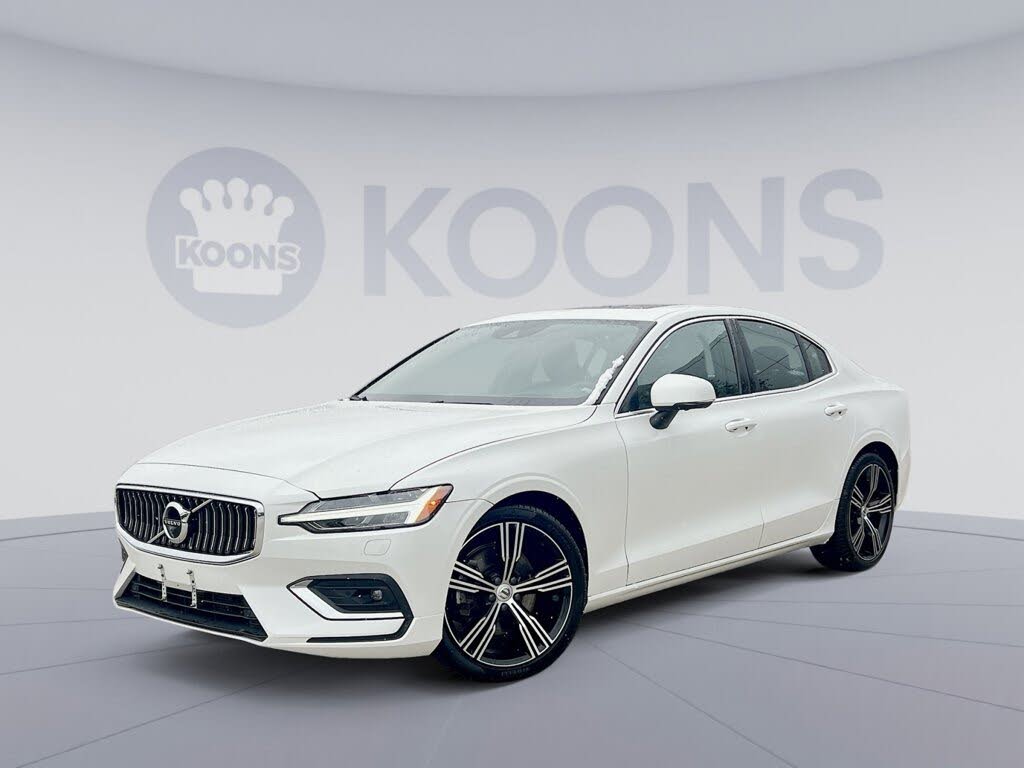 2022 Volvo S60 B5 Inscription AWD
