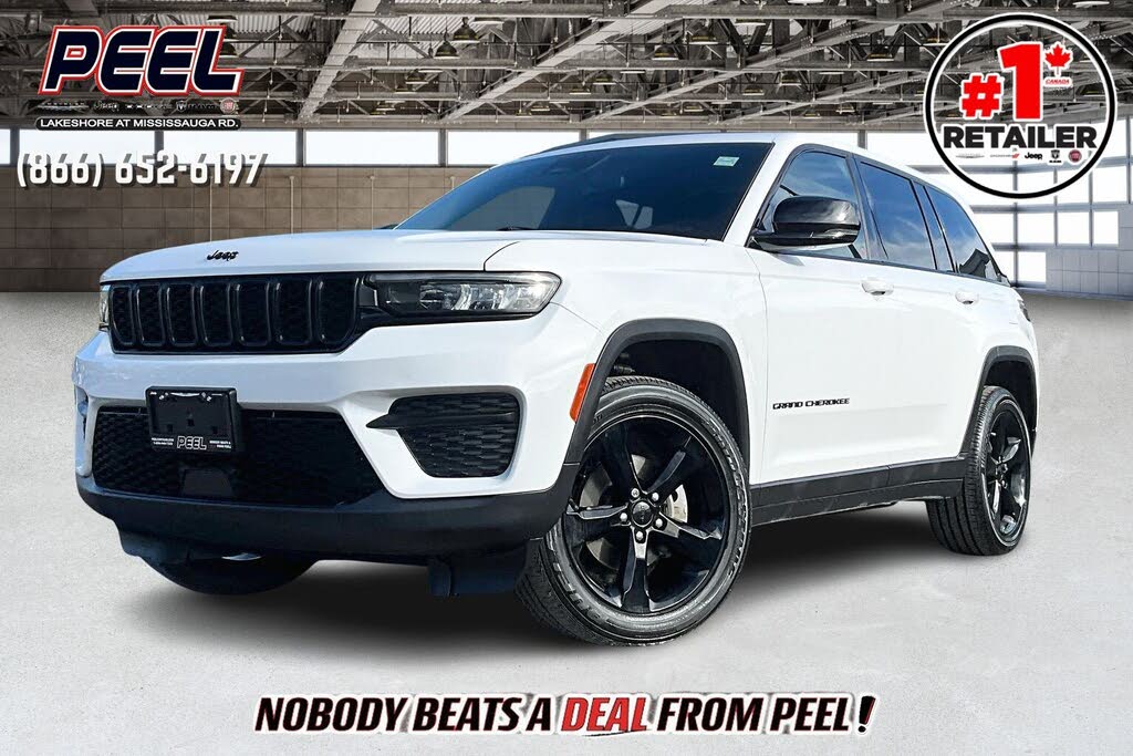2023 Jeep Grand Cherokee Altitude 4WD