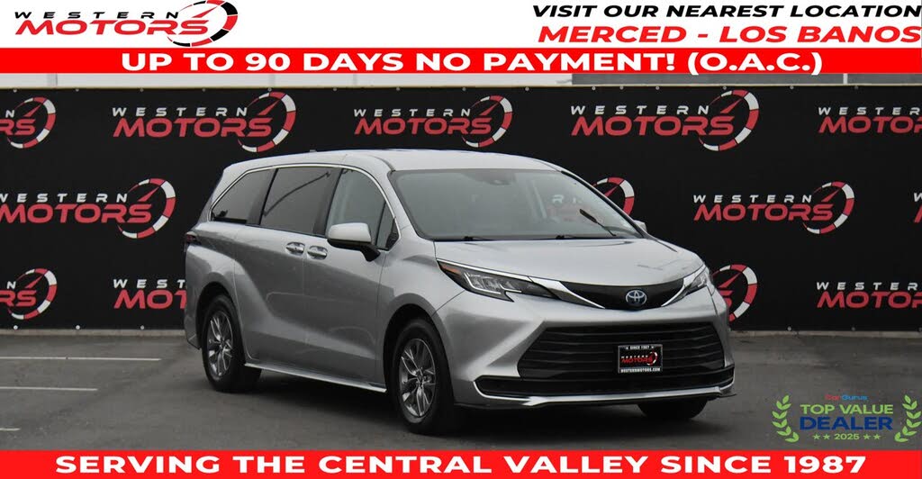 2023 Toyota Sienna LE 8-Passenger FWD