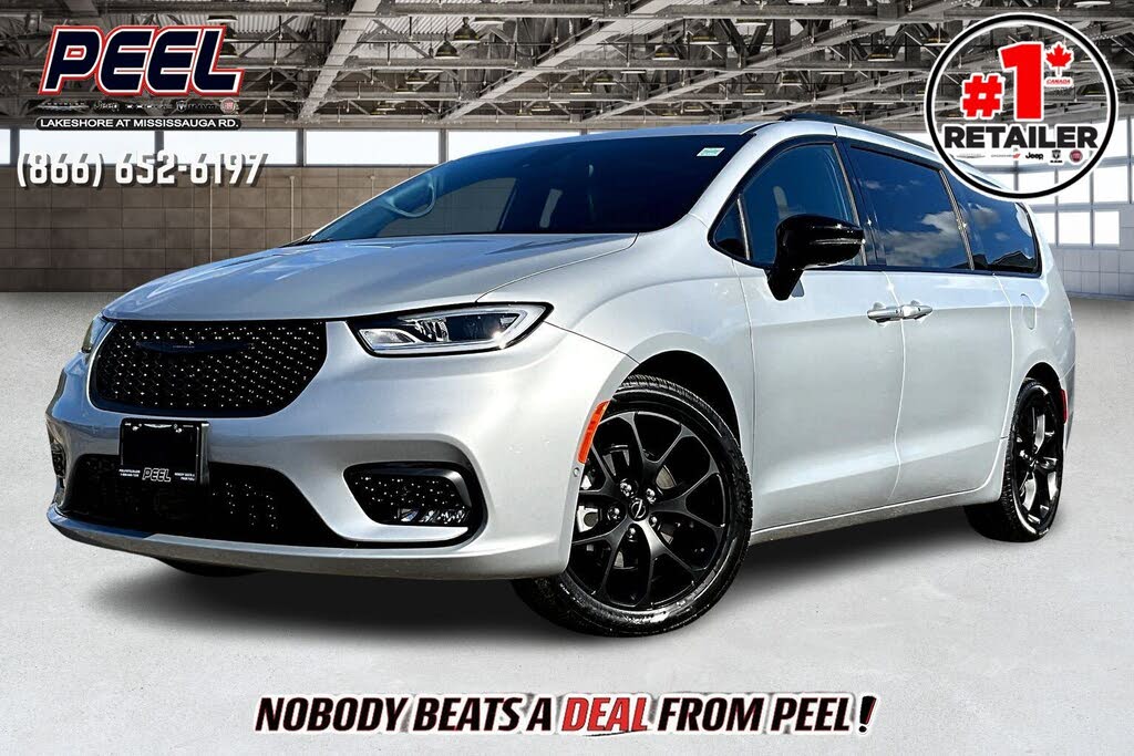 2024 Chrysler Pacifica Limited FWD