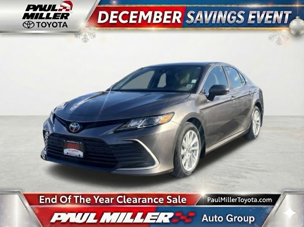 2024 Toyota Camry LE FWD