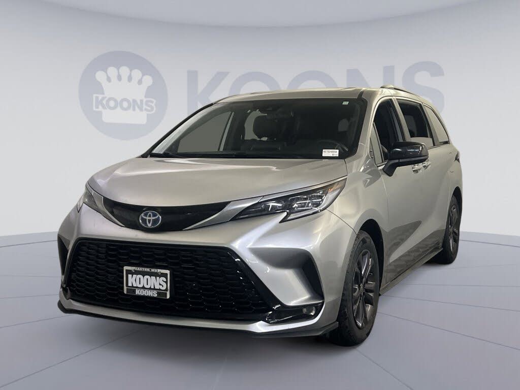 2024 Toyota Sienna XSE 7-Passenger AWD