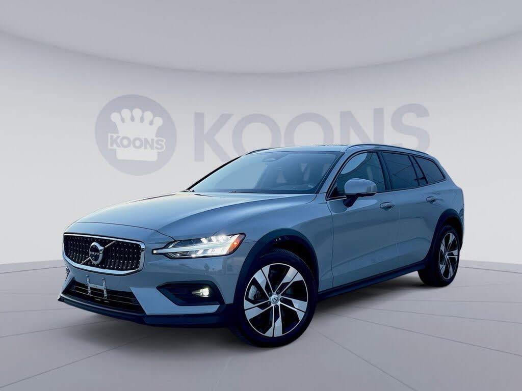 2024 Volvo V60 Cross Country B5 Plus AWD