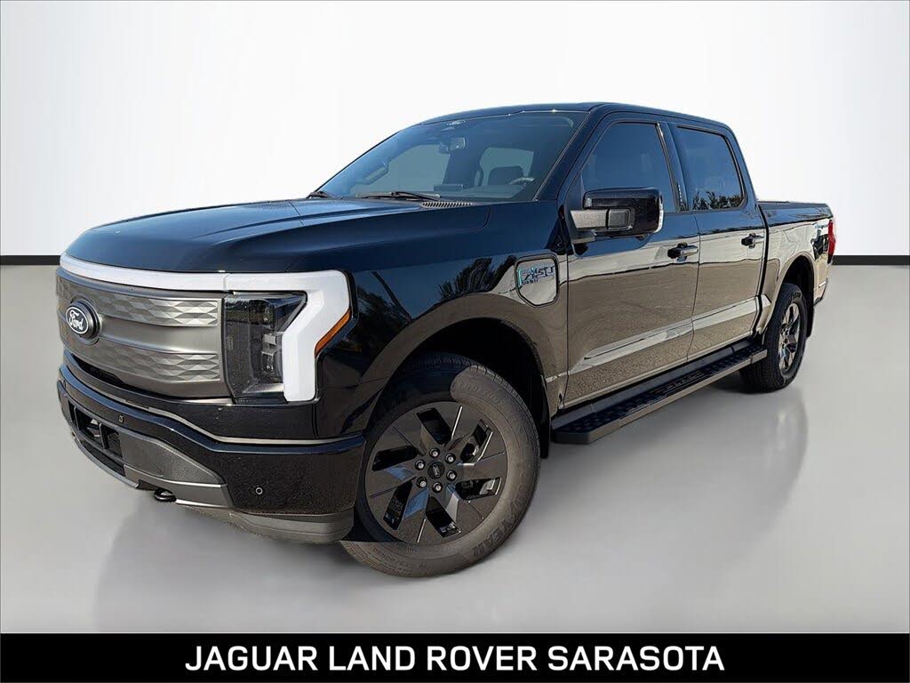 2025 Ford F-150 Lightning Lariat SuperCrew AWD