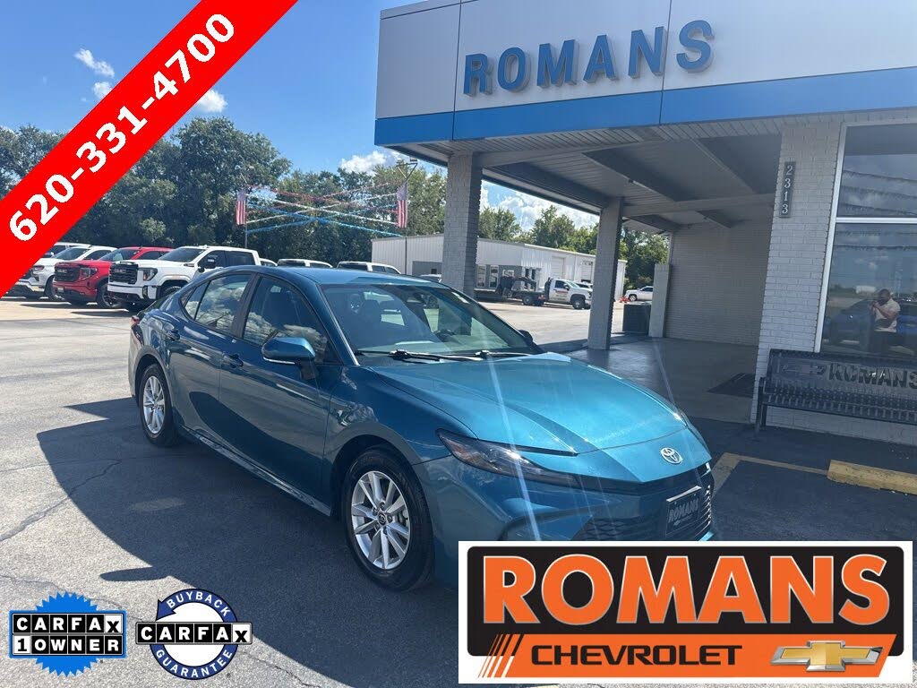 2025 Toyota Camry LE FWD