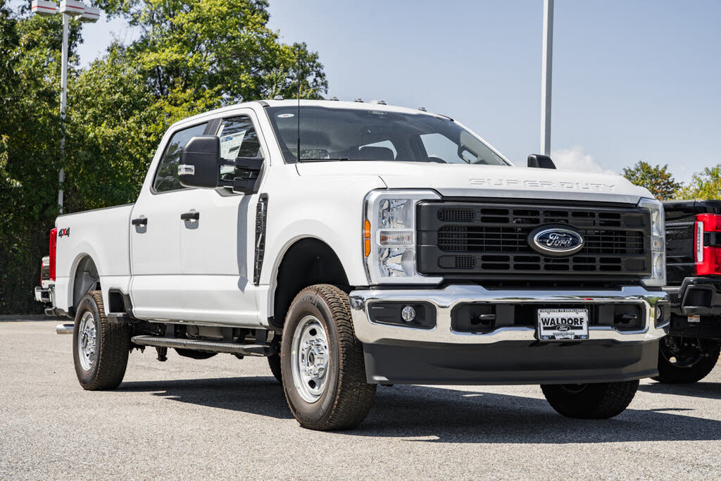 2026 Ford F-250 Super Duty XL Crew Cab 4WD