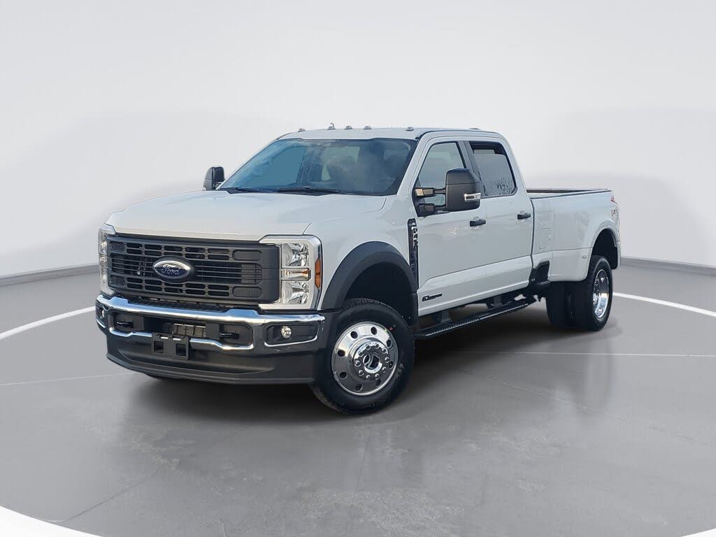 2026 Ford F-450 Super Duty XL Crew Cab LB DRW 4WD