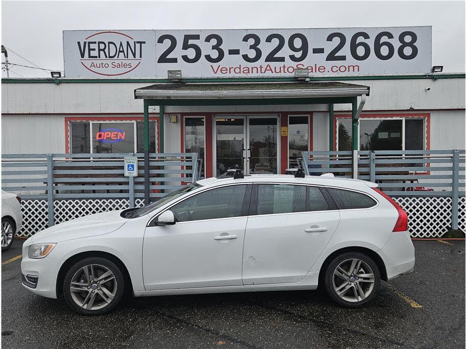 2015 Volvo V60 T5 Premier AWD