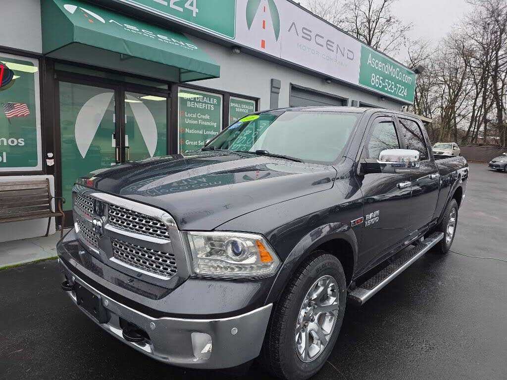 2016 RAM 1500 Laramie Crew Cab 4WD