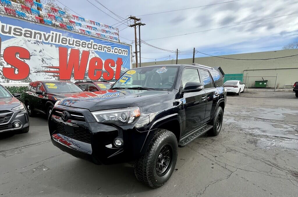 2022 Toyota 4Runner SR5 Premium 4WD